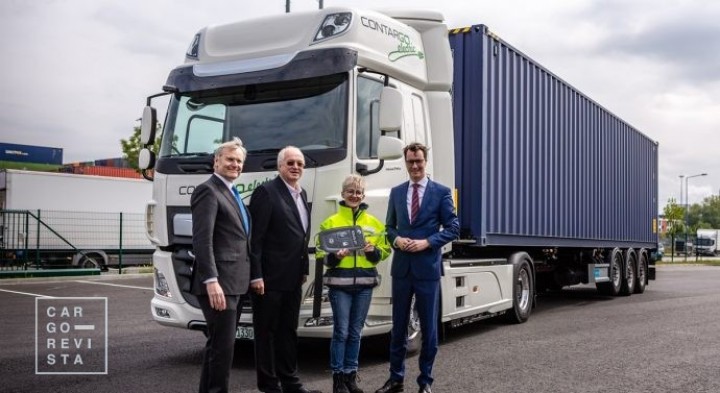 DAF Trucks entrega dois camiões elétricos à Contargo, subsidiária da Rhenus Logistics