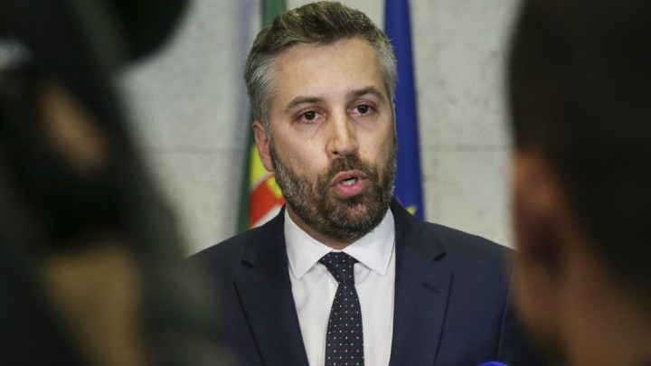 Declarações do Ministro das Instruturas e Habitação