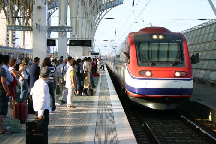 AdC - Recomendação no âmbito da liberalização de serviços de transporte ferroviário de passageiros