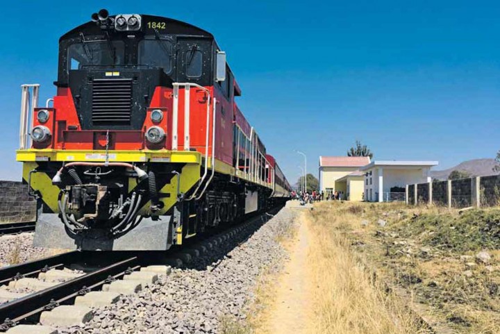 Angola dá o primeiro passo para criar rede ferroviária nacional