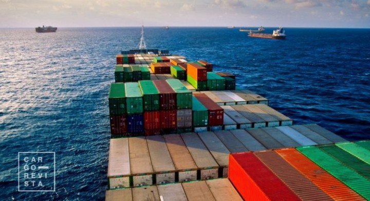 Portos do Continente com recuo homólogo de -6,4% no período Janeiro-Outubro