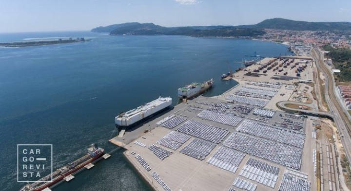 Autoeuropa duplica comboios para transporte de viaturas para Porto de Setúbal