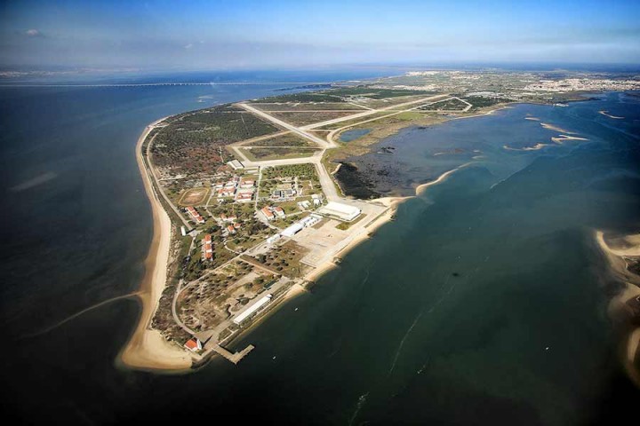 Ferrovia no Montijo ou Alcochete só com uma nova ponte sobre o Tejo