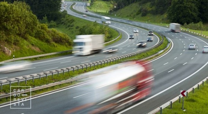 Transmissão electrónica de dados: União Europeia acelera digitalização do transporte de mercadorias