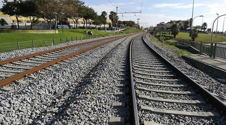 "Ainda a Encruzilhada da Linha de Cascais"